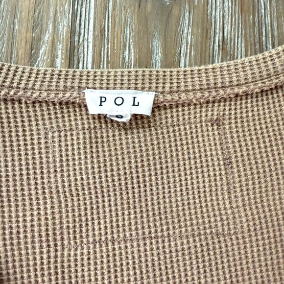 POL Top (S) Tan - Picture 2 of 6